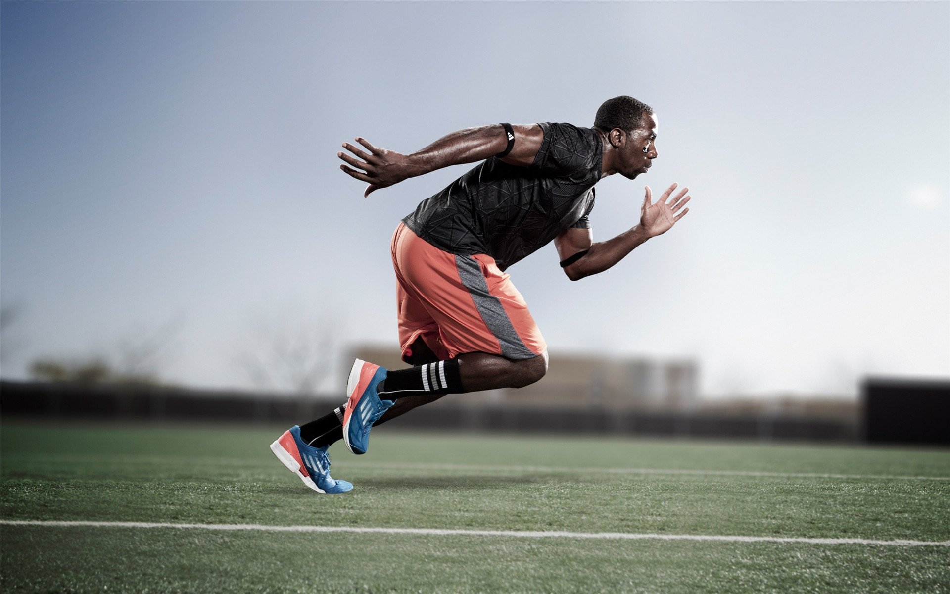 2025中国足球产业峰会即将举行，行业大咖云集，中国足球产业白皮书